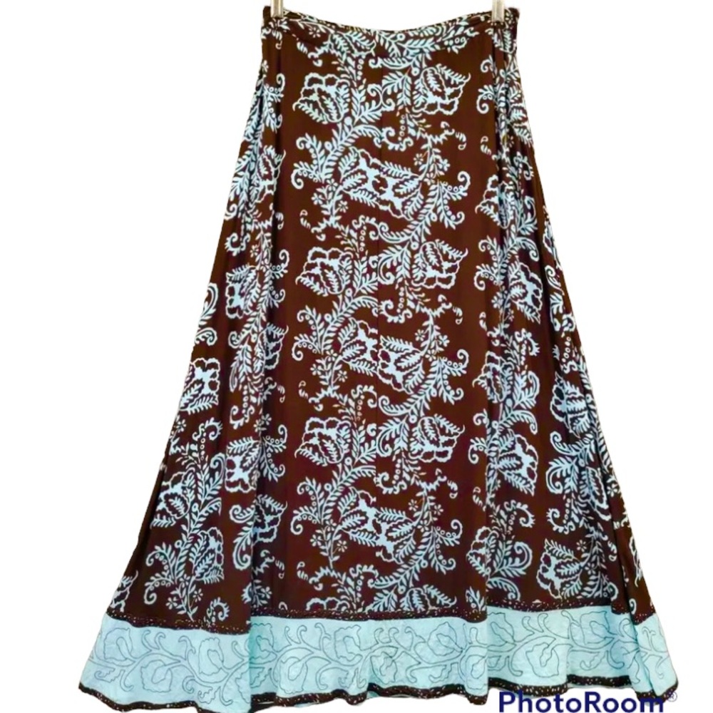 Vintage look boho embroidered maxi skirt